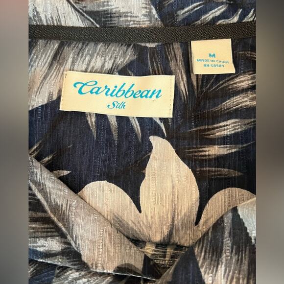 Caribbean Joe Men’s Shirt Blue Floral Silk Pockets Button Up Short Sleeve M - Picture 8 of 8